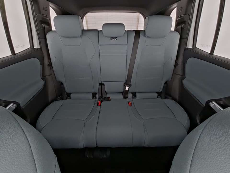 Mercedes-Benz EQB 250 - Imagem 9