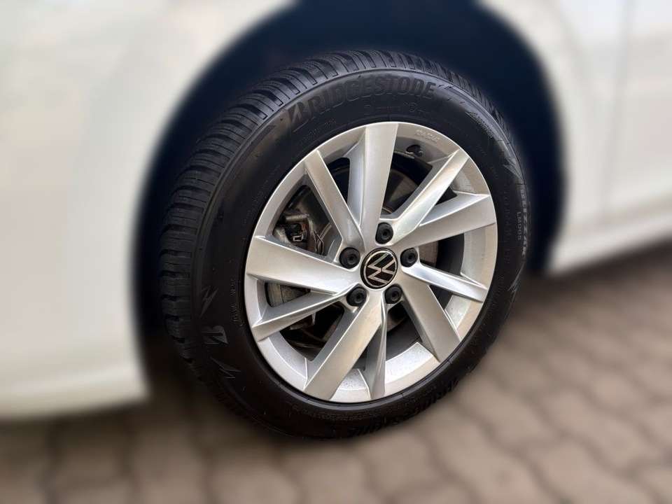 Volkswagen Golf - Imagem 3