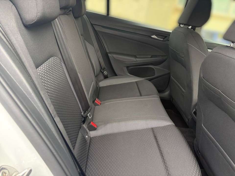 Volkswagen Golf - Imagem 13