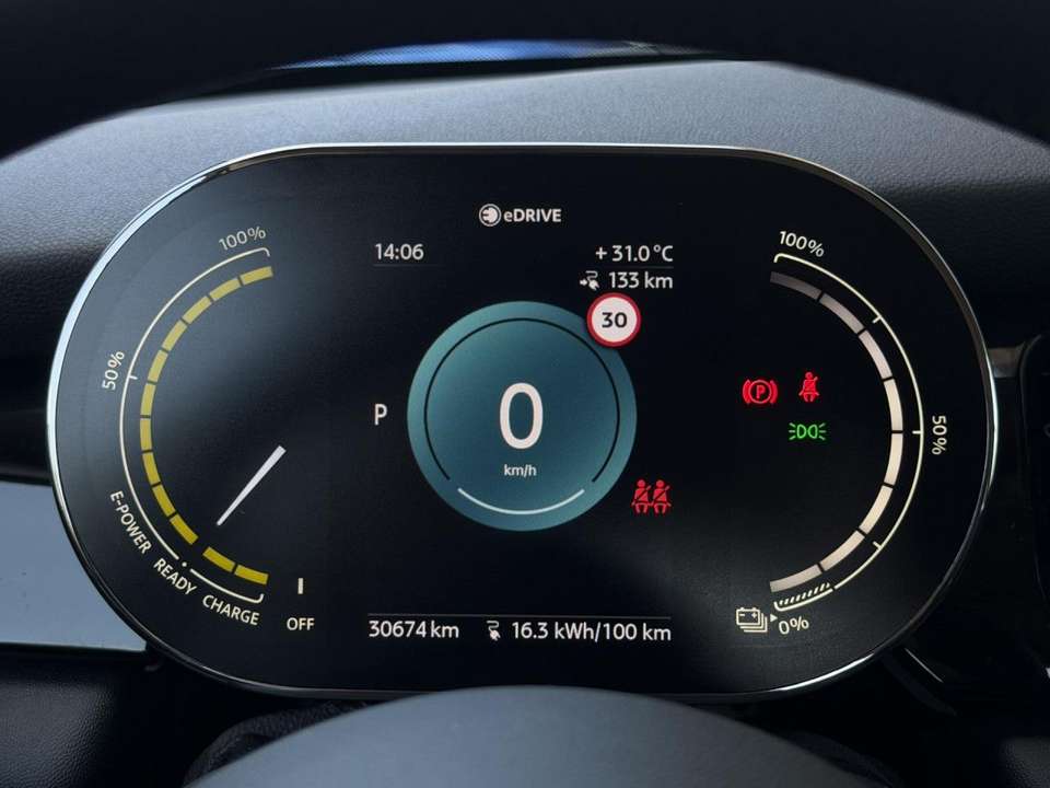 MINI Cooper SE - Imagem 13