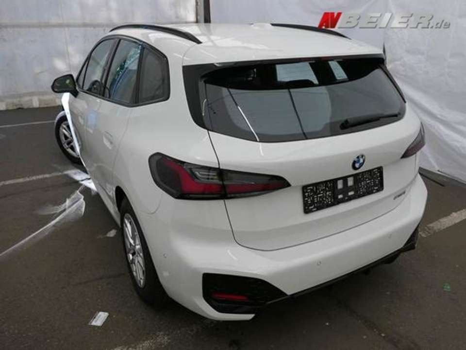 BMW 218 - Imagem 4