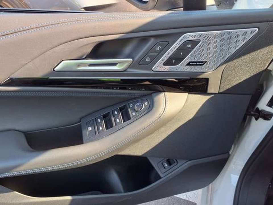 BMW 218 - Imagem 6