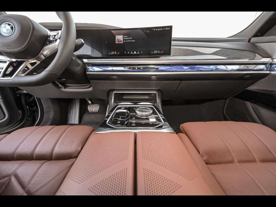 BMW i7 - Imagem 7