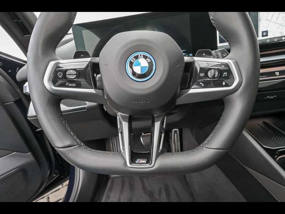 BMW 550 - Imagem 7