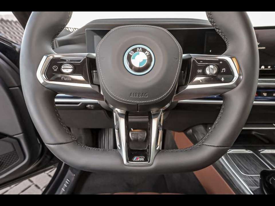 BMW i7 - Imagem 8