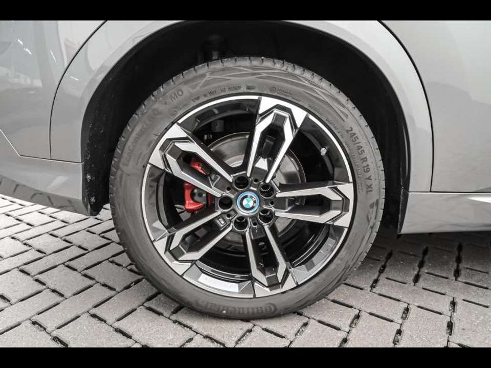 BMW iX2 - Imagem 8