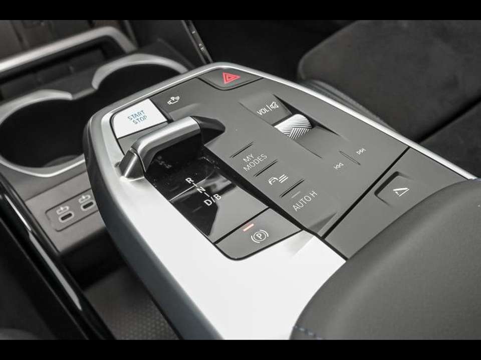 BMW iX2 - Imagem 11