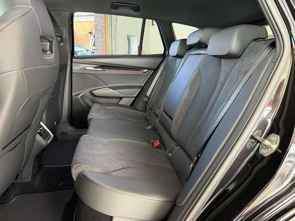 Skoda Enyaq - Imagem 12