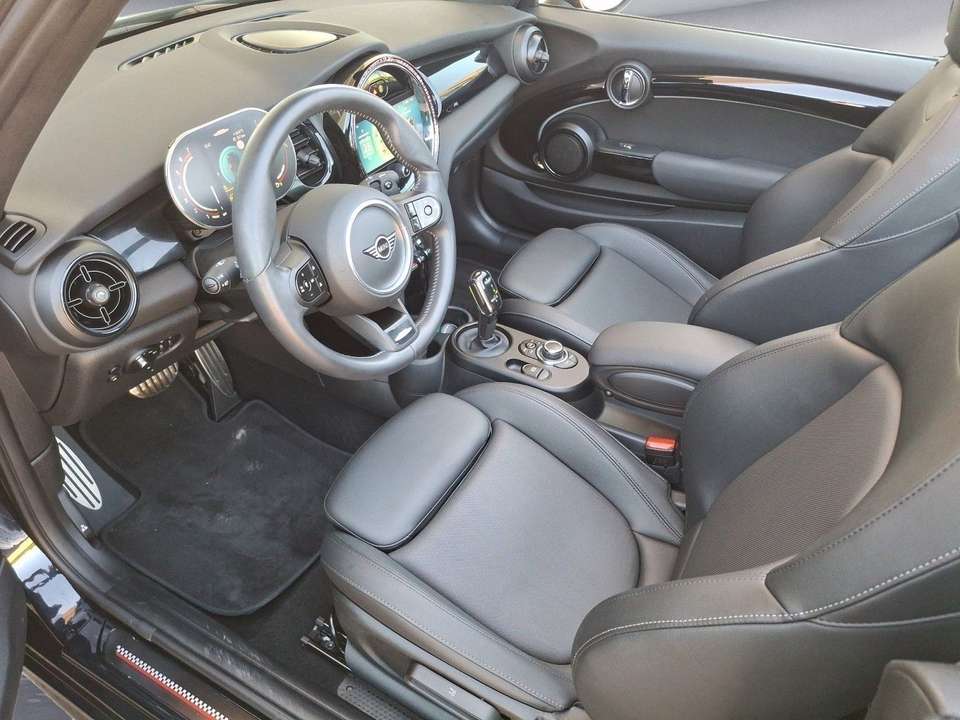 MINI John Cooper Works Cabrio - Imagem 8