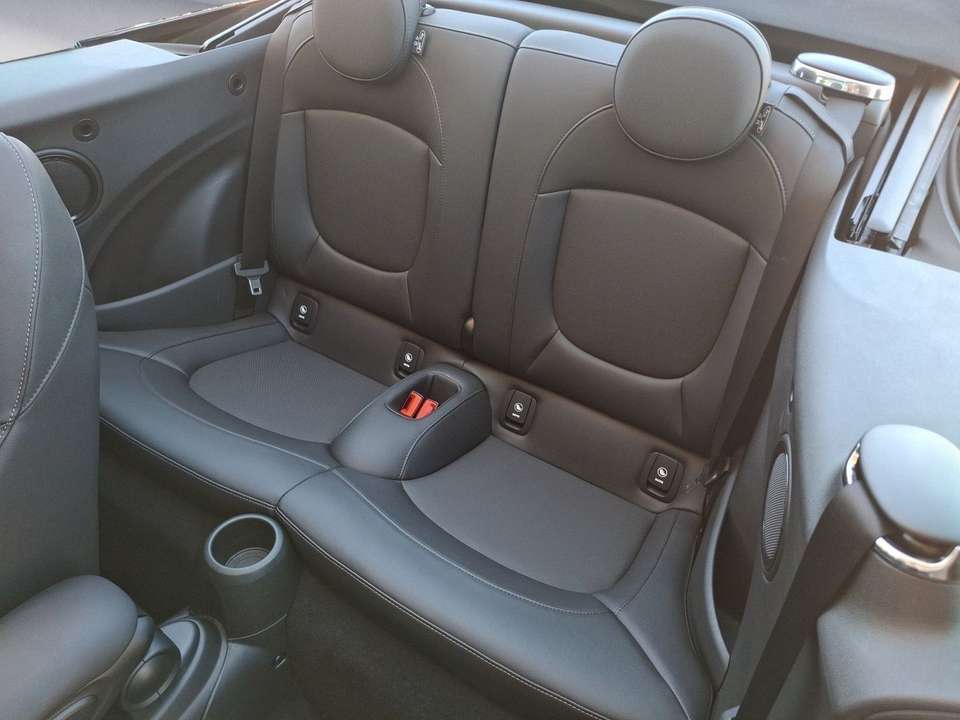 MINI John Cooper Works Cabrio - Imagem 14