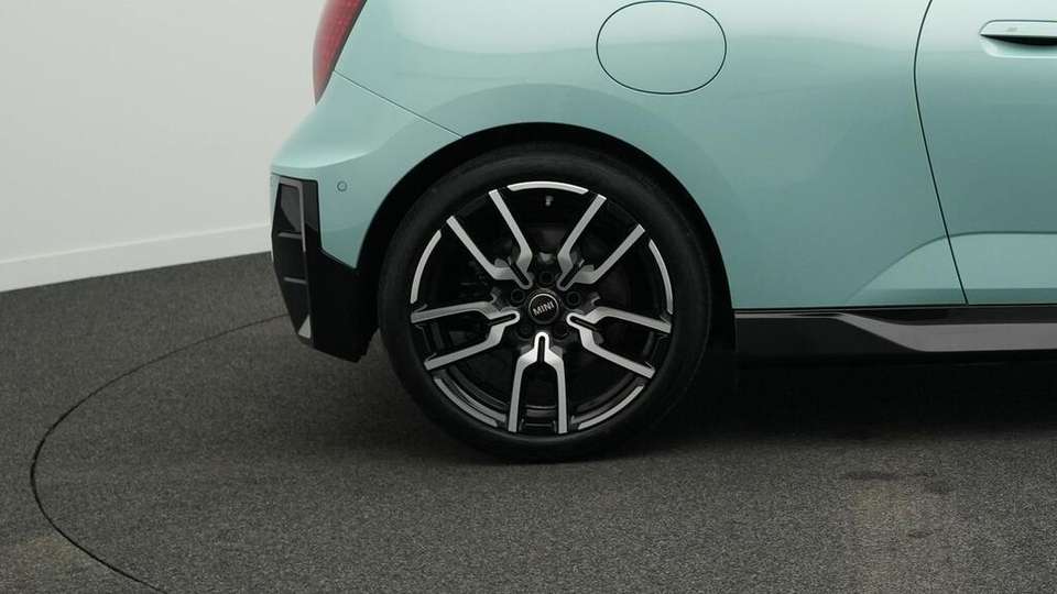 MINI Cooper SE - Imagem 11