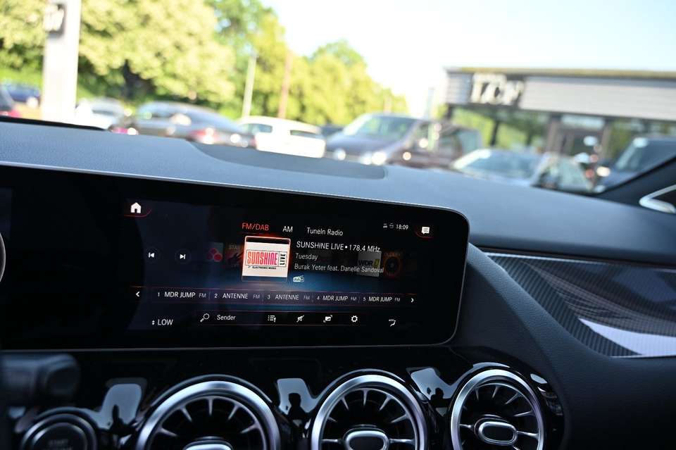 Mercedes-Benz B 250 - Imagem 11