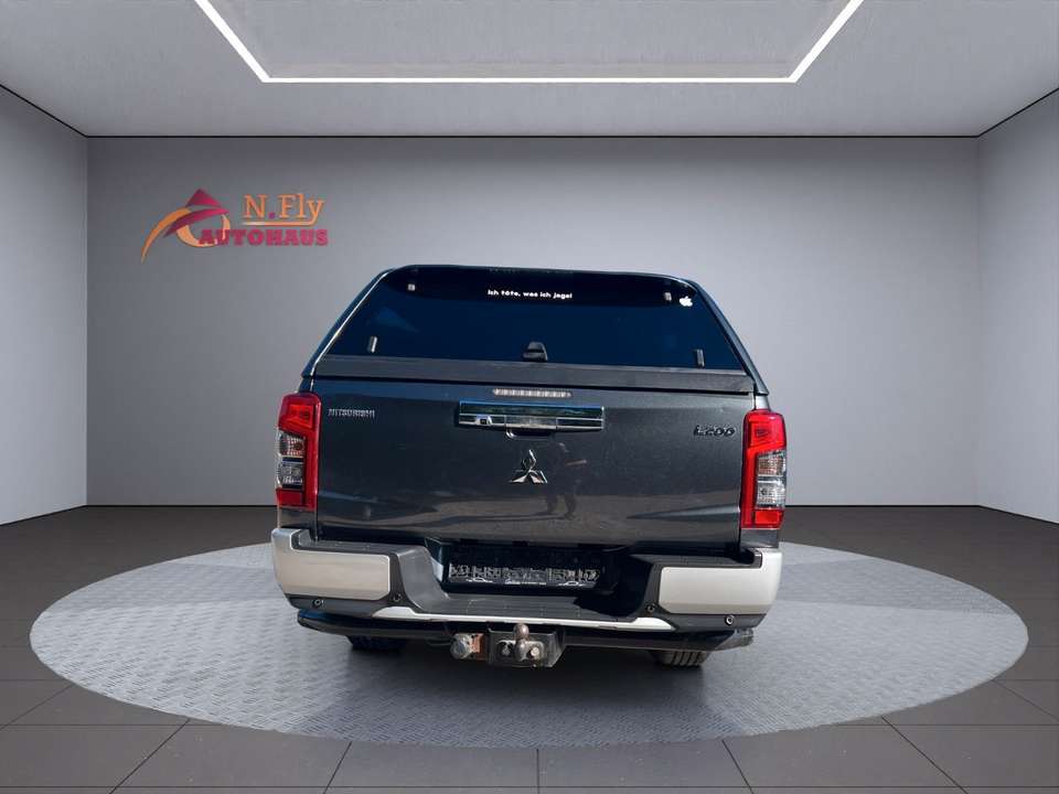 Mitsubishi L200 - Imagem 8