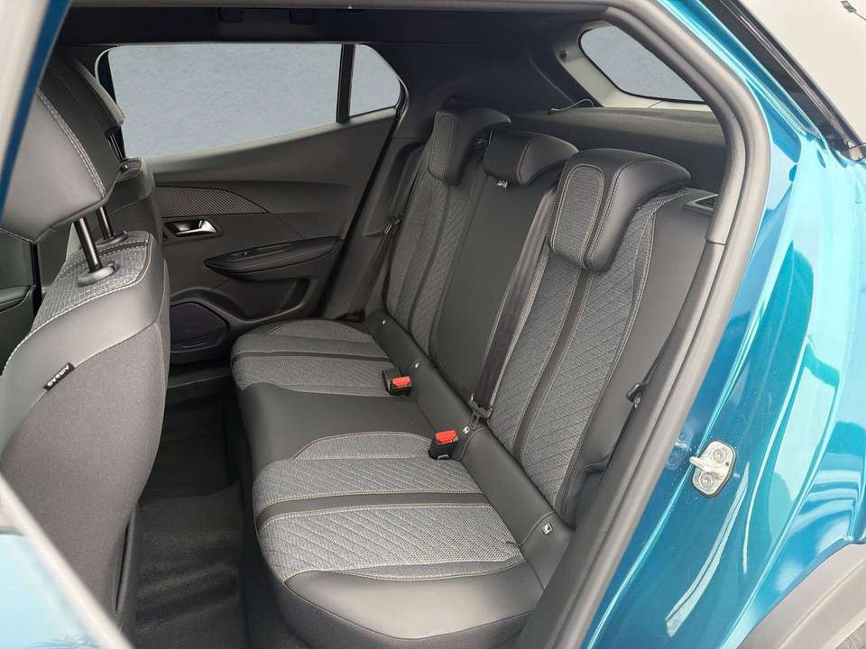 Peugeot 2008 - Imagem 12
