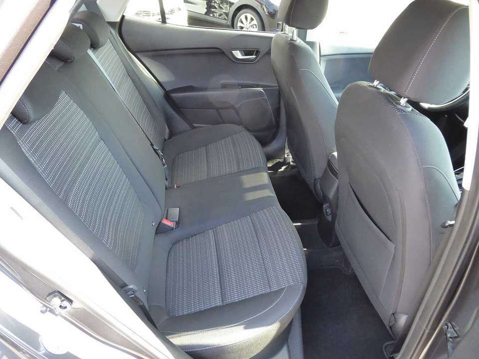 Kia Stonic - Imagem 13