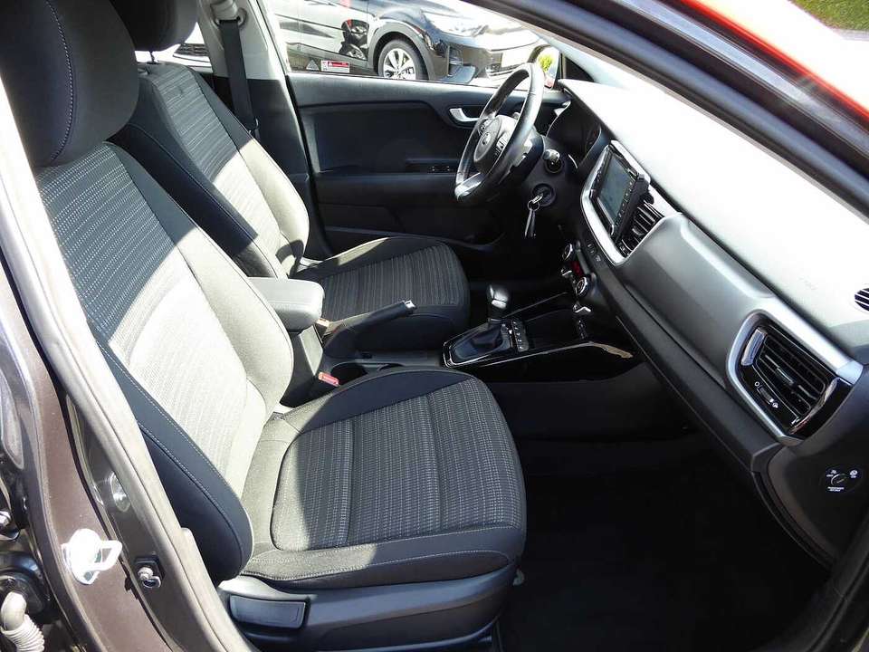 Kia Stonic - Imagem 14
