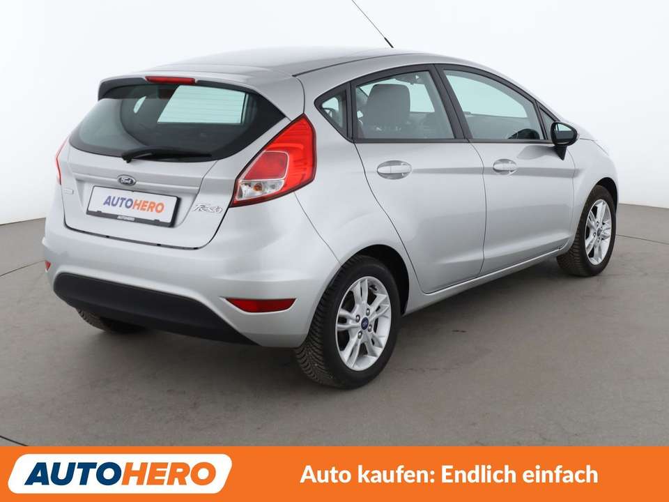 Ford Fiesta - Imagem 6