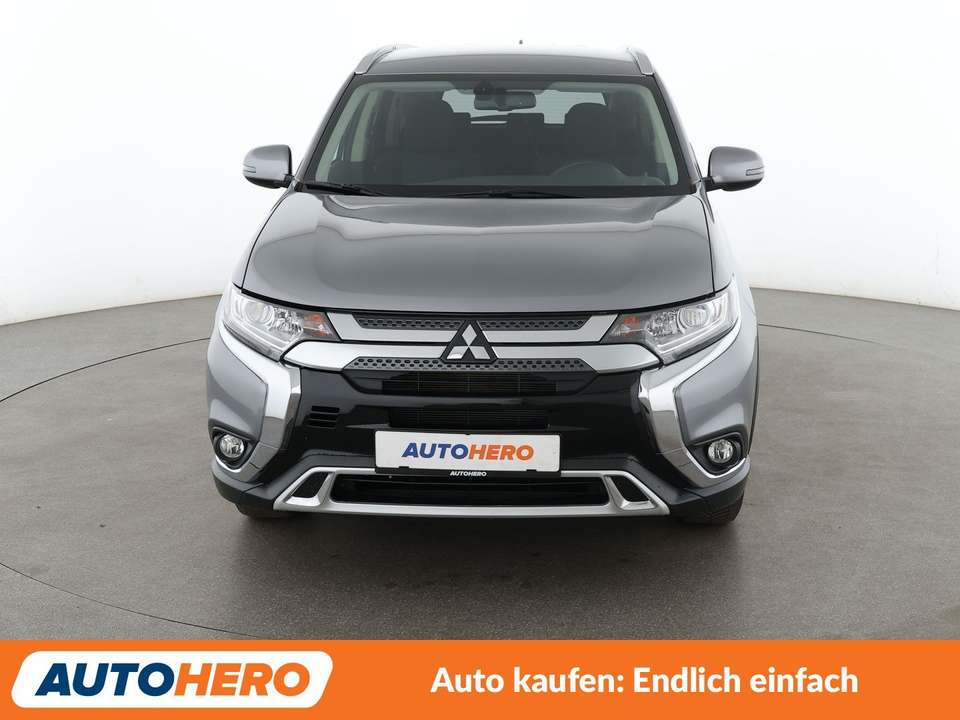 Mitsubishi Outlander - Imagem 9