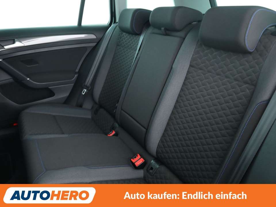 Volkswagen Golf - Imagem 14