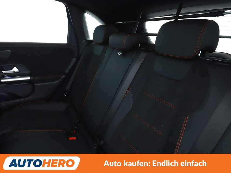 Mercedes-Benz B 200 - Imagem 14