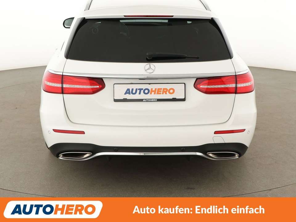 Mercedes-Benz E 200 - Imagem 5