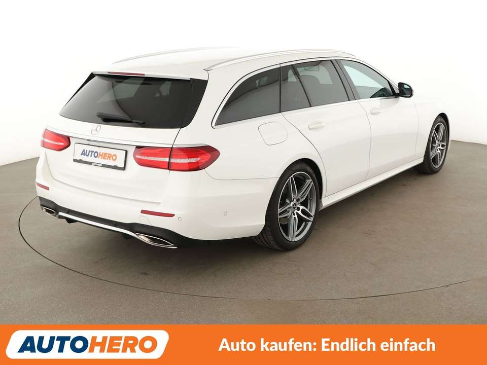 Mercedes-Benz E 200 - Imagem 6