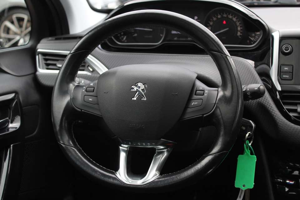 Peugeot 208 - Imagem 12
