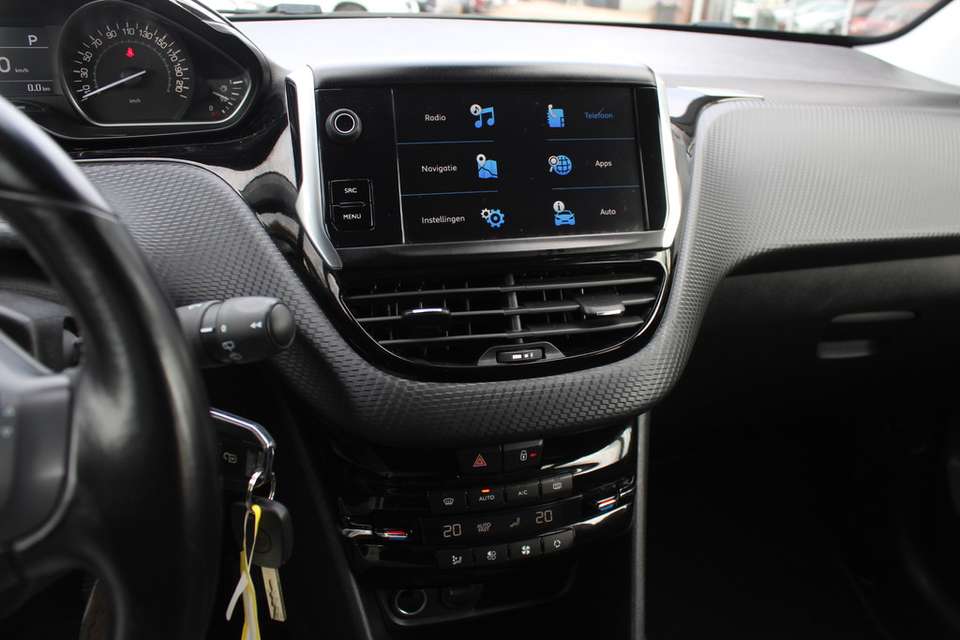 Peugeot 208 - Imagem 13