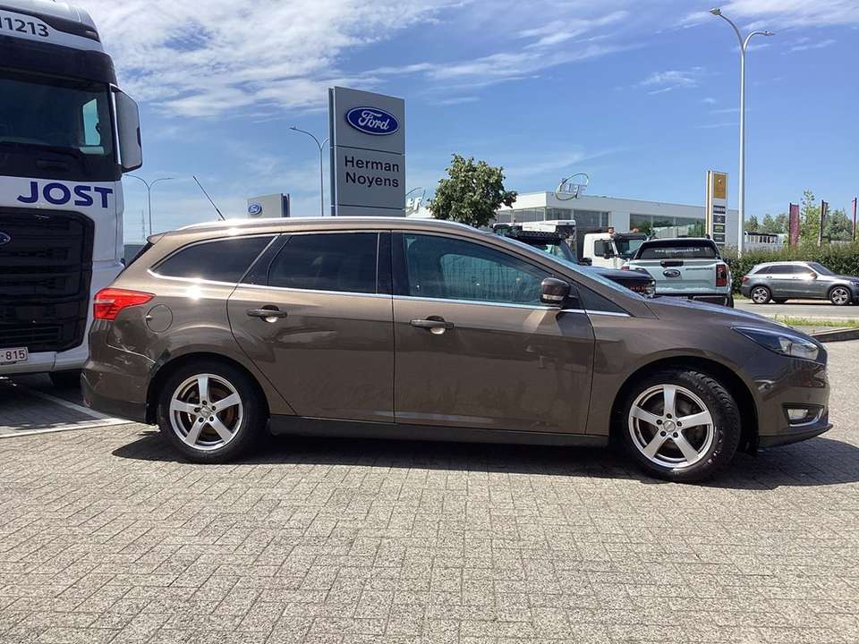 Ford Focus - Imagem 2