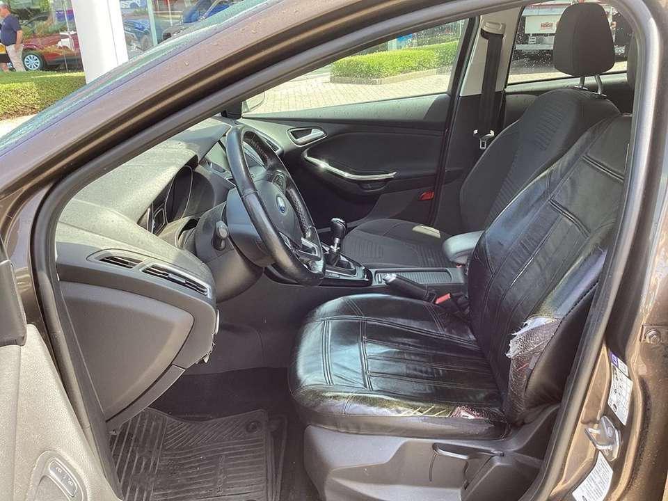 Ford Focus - Imagem 9