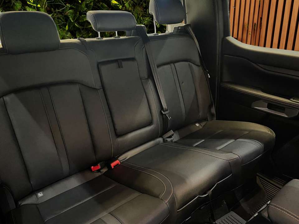 Ford Ranger Raptor - Imagem 8
