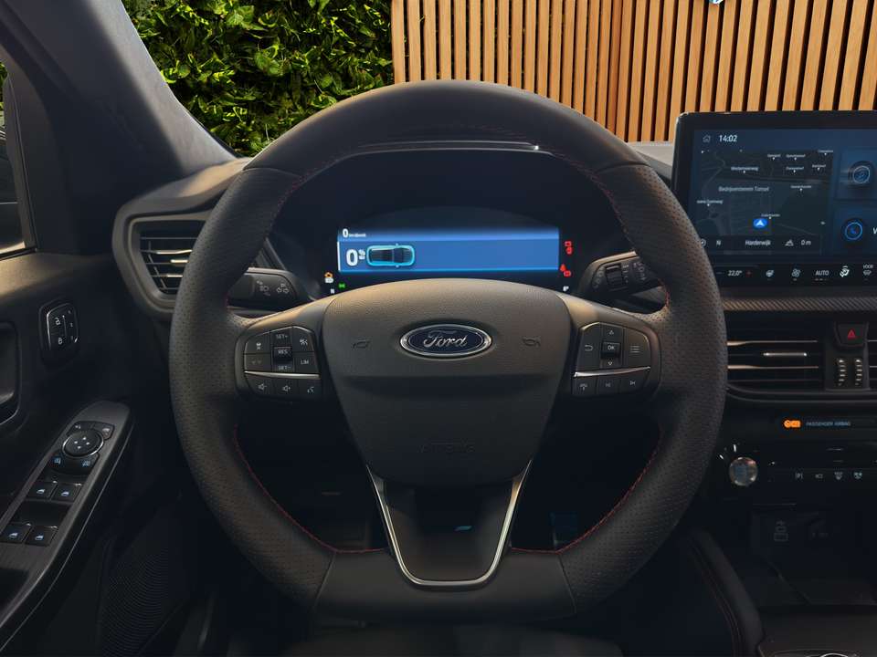 Ford Kuga - Imagem 12