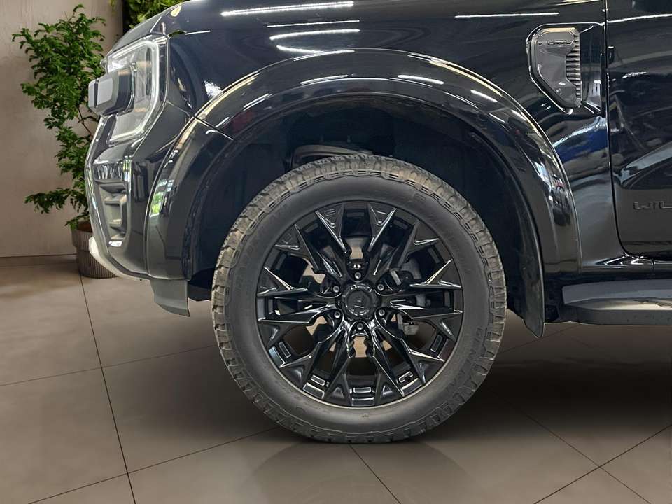 Ford Ranger Raptor - Imagem 13
