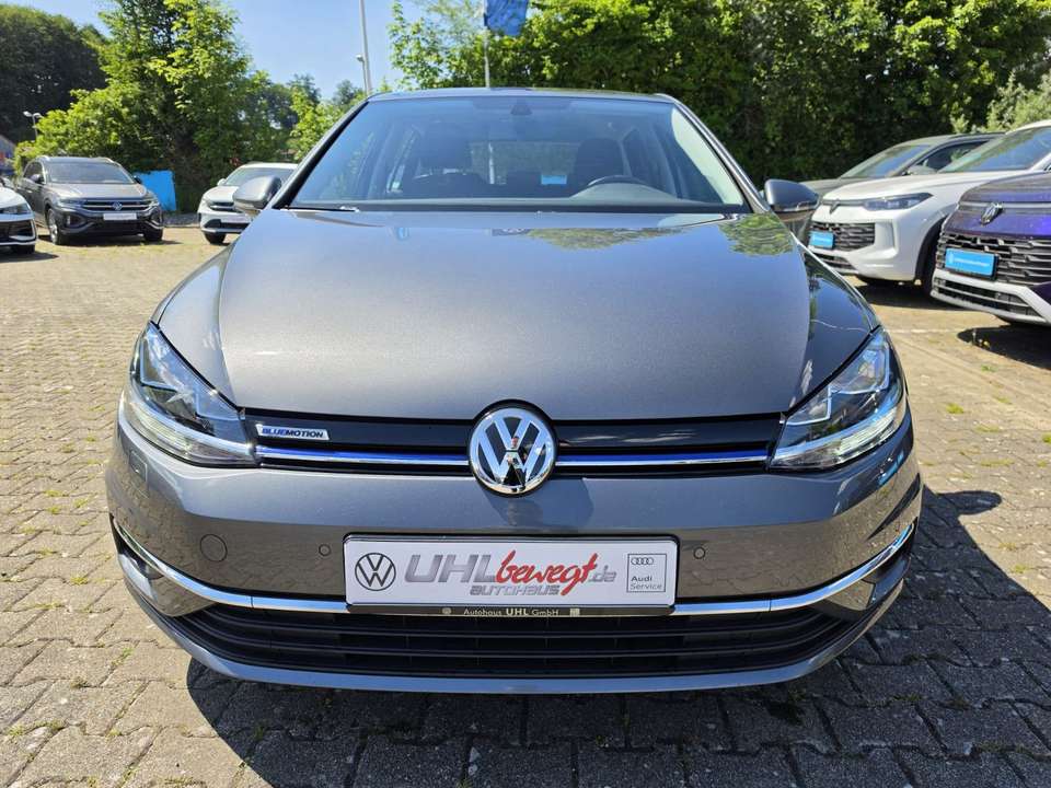 Volkswagen Golf - Imagem 8