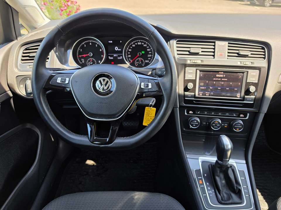 Volkswagen Golf - Imagem 10