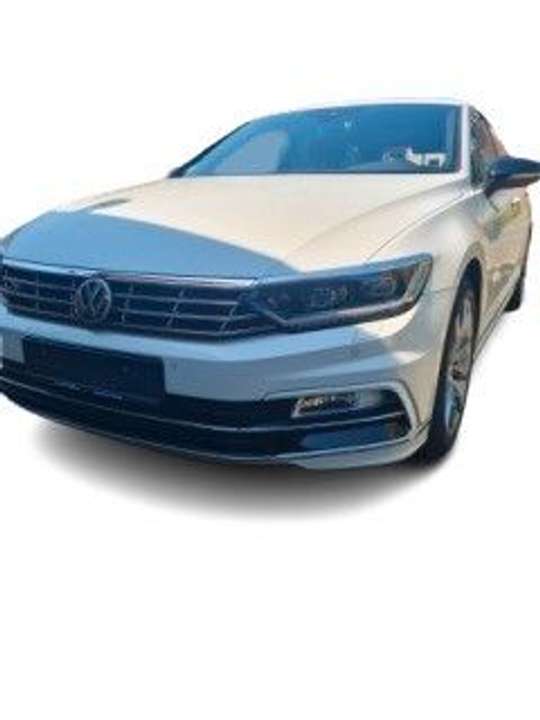 Volkswagen Passat Variant - Imagem 1