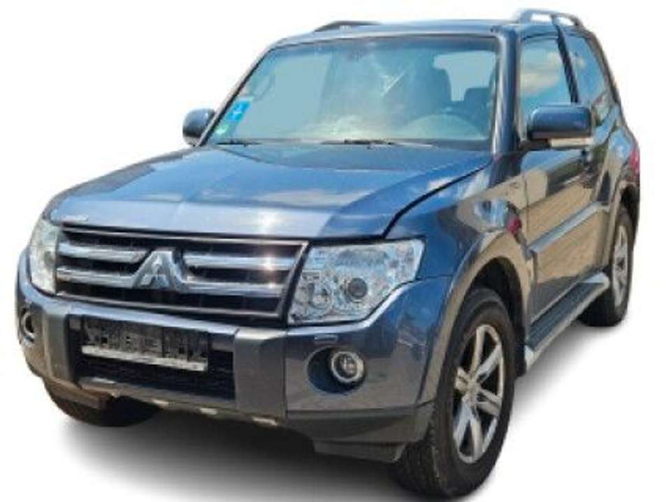 Mitsubishi Pajero - Imagem 1