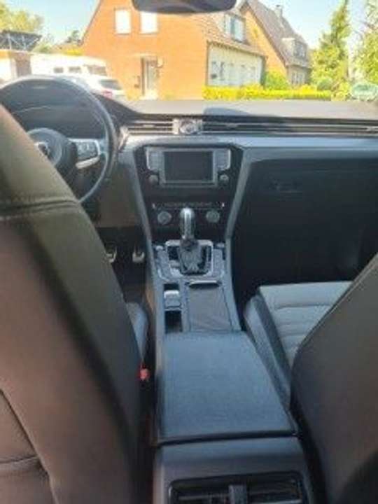 Volkswagen Passat Variant - Imagem 6
