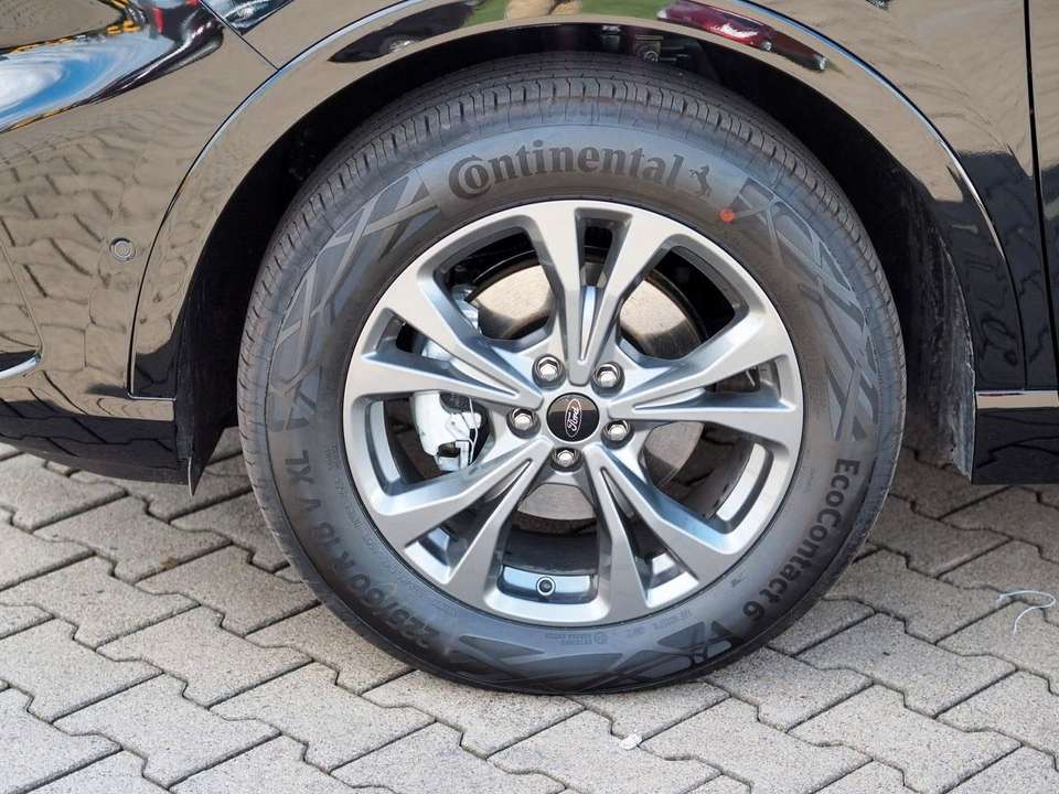 Ford Kuga - Imagem 10