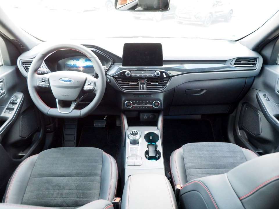 Ford Kuga - Imagem 15