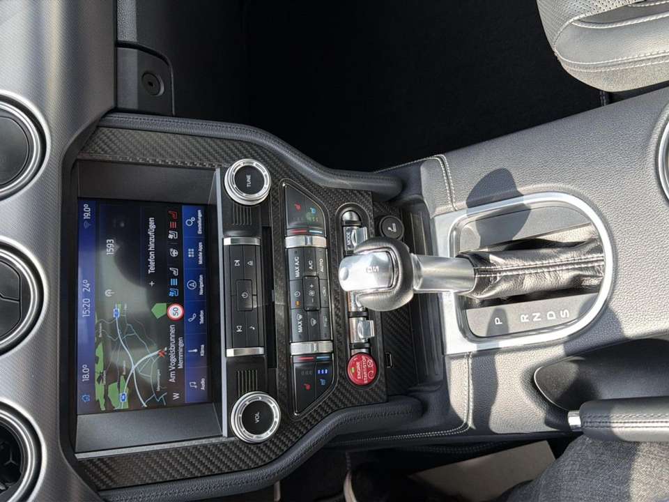 Ford Mustang - Imagem 20
