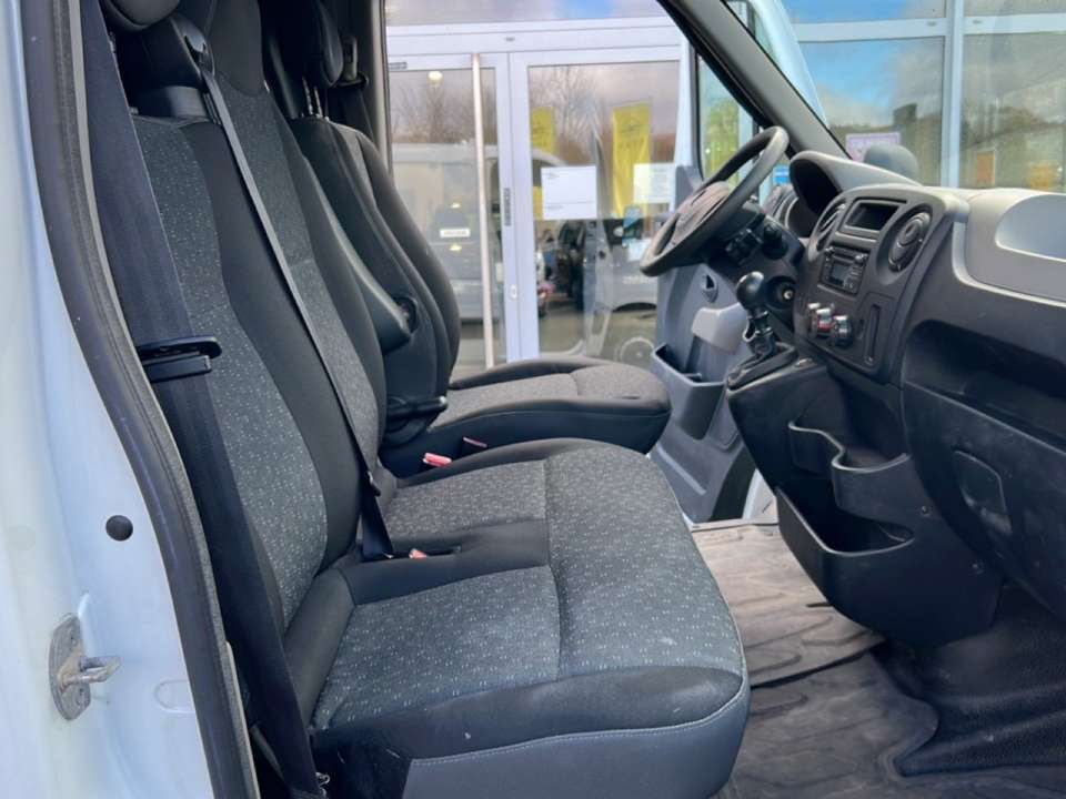 Opel Movano - Imagem 10
