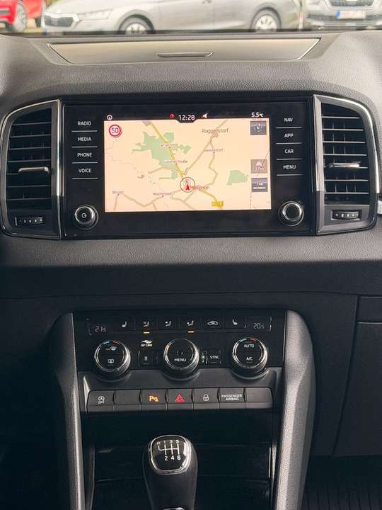 Skoda Karoq - Imagem 12