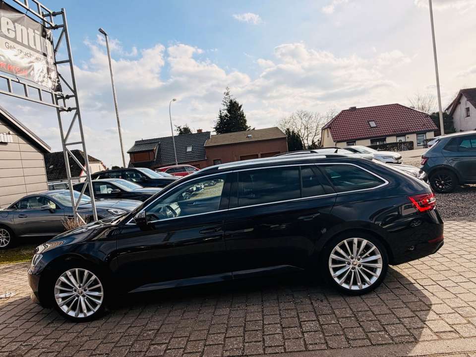 Skoda Superb - Imagem 4