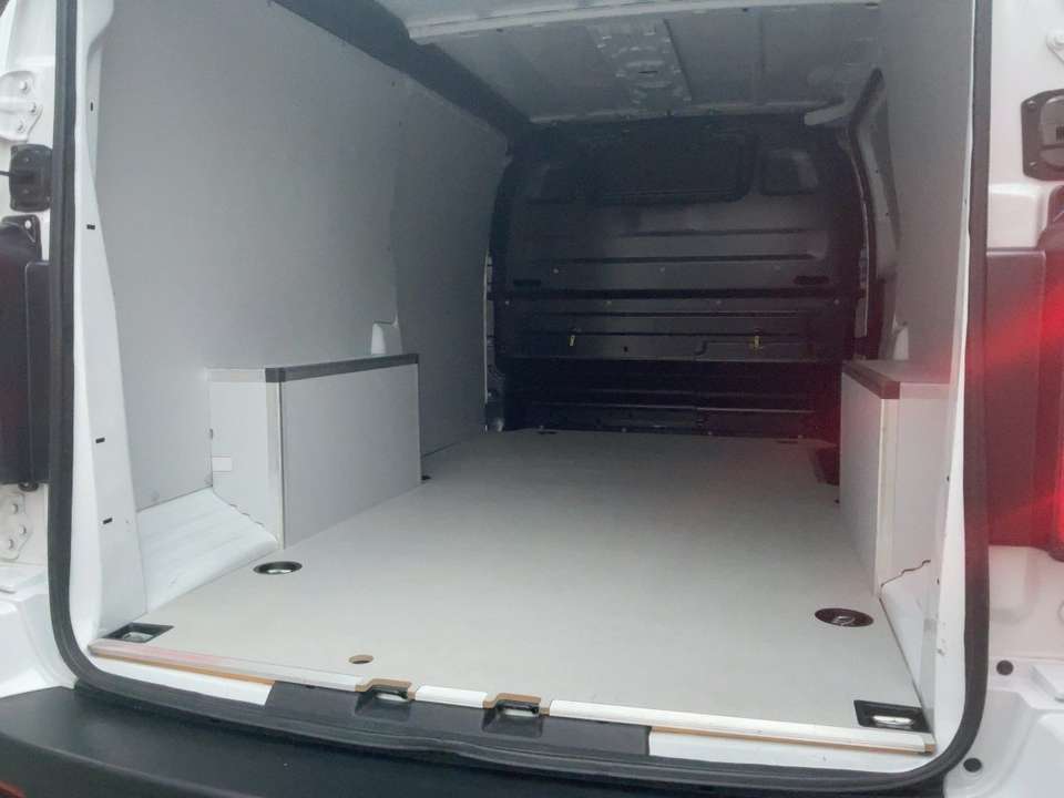 Opel Vivaro - Imagem 7