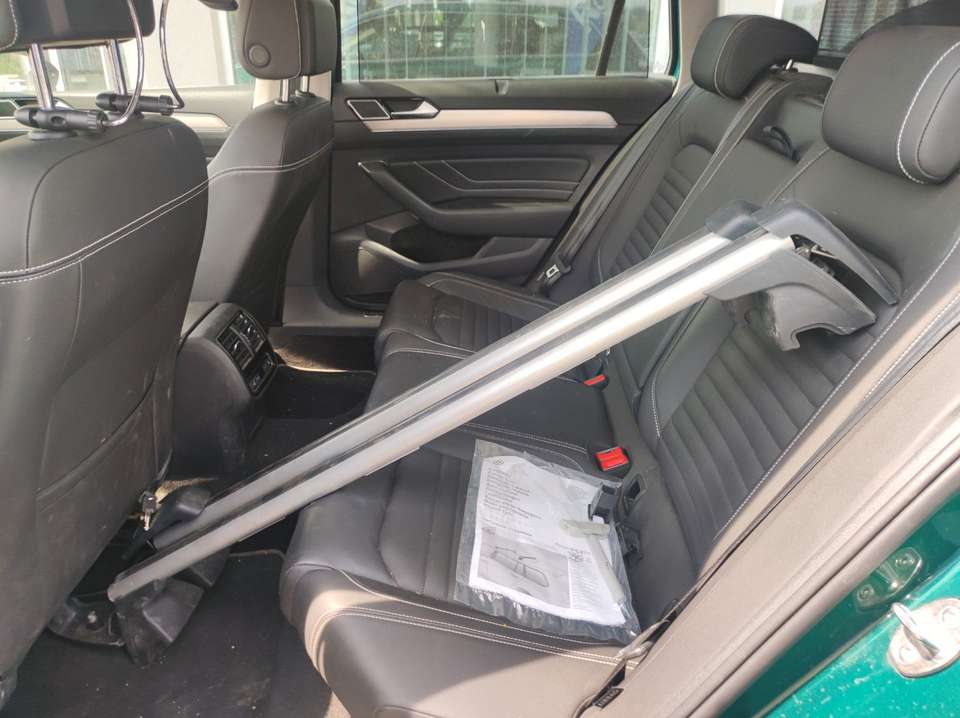 Volkswagen Passat Variant - Imagem 14