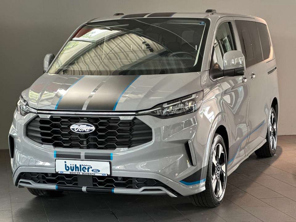 Ford Tourneo Custom - Imagem 1