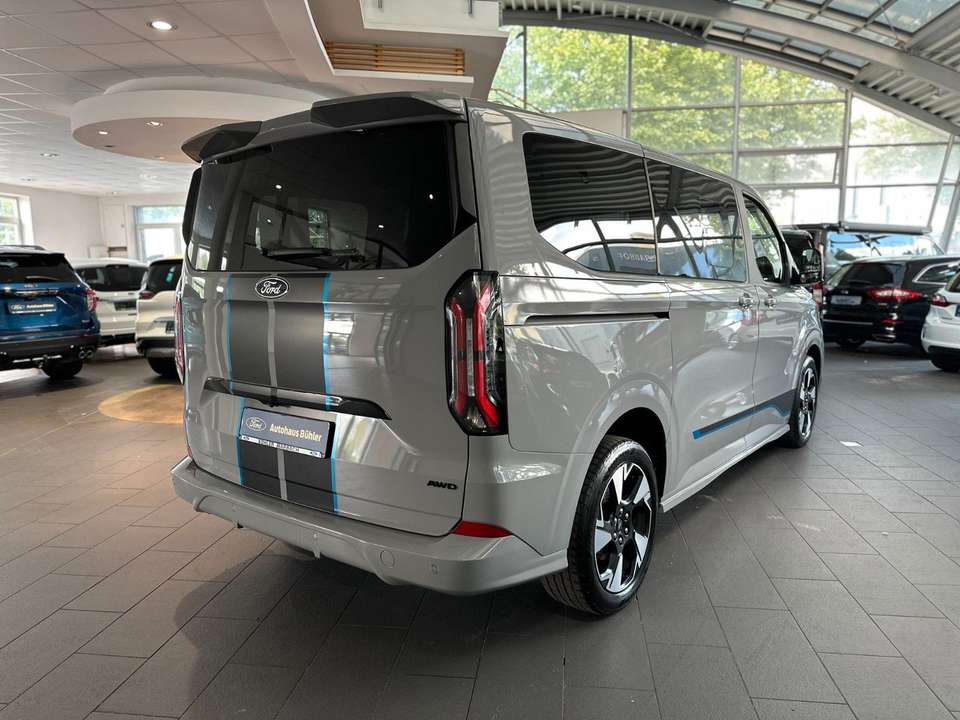 Ford Tourneo Custom - Imagem 4