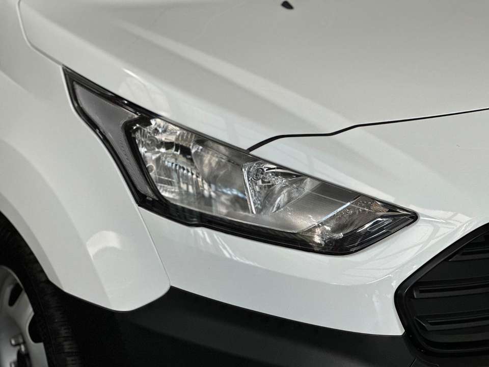 Ford Transit Connect - Imagem 13
