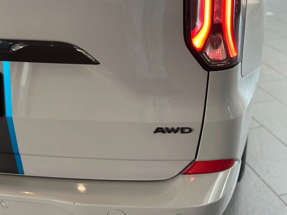 Ford Tourneo Custom - Imagem 12